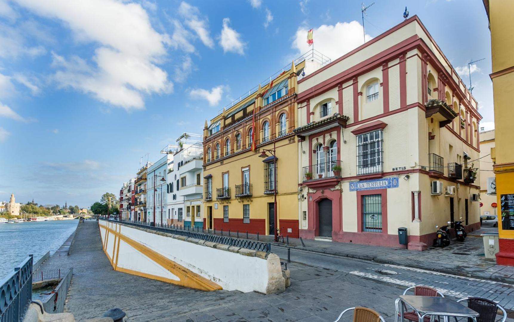 Sunterrace Loft-Triana'S Star, 10' From City Center! Севиля Екстериор снимка