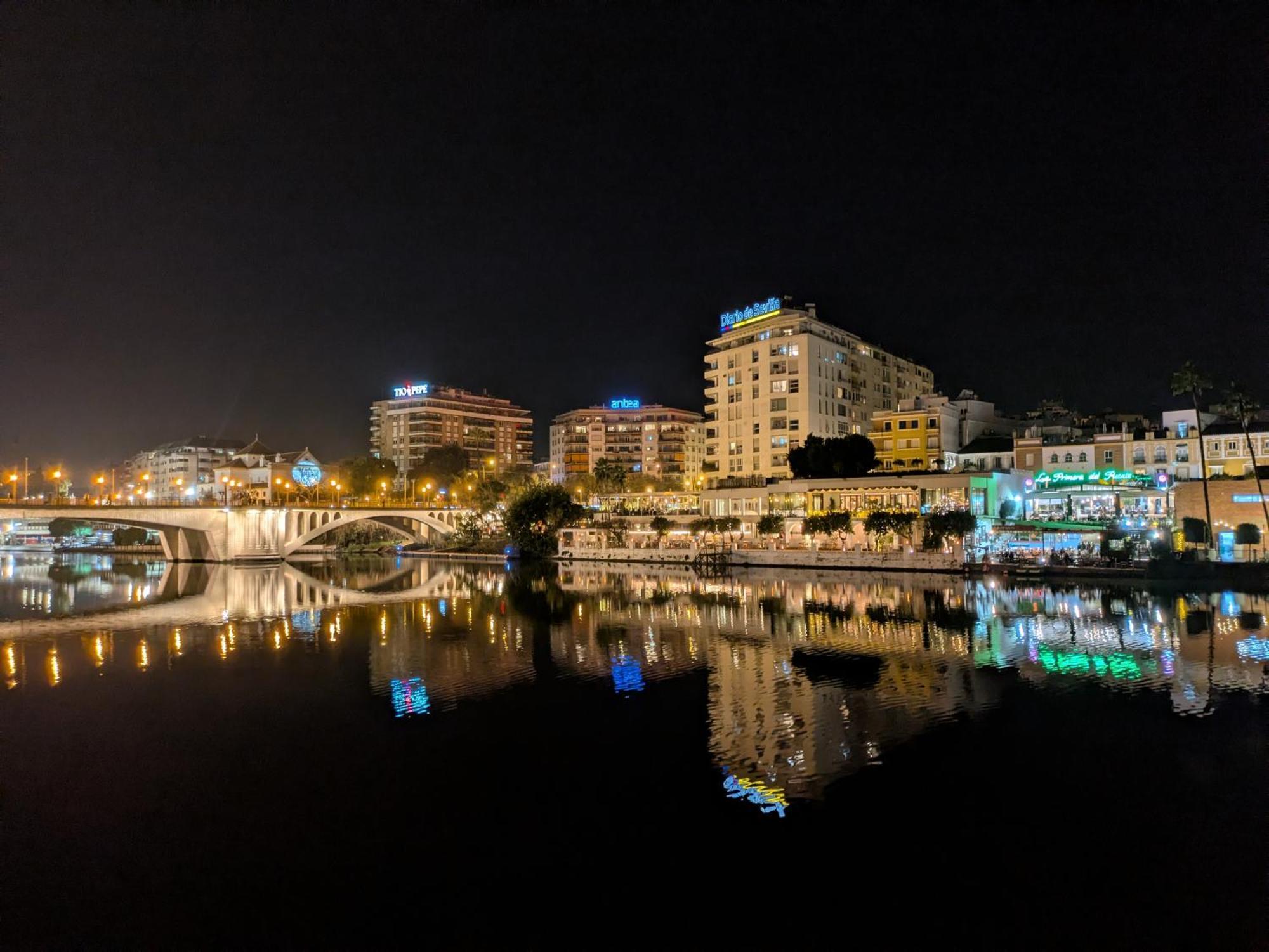 Sunterrace Loft-Triana'S Star, 10' From City Center! Севиля Екстериор снимка